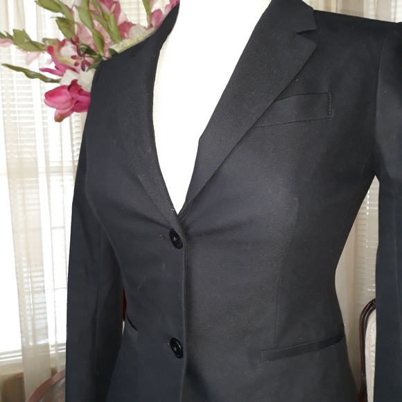Aritzia Babaton black blazer 3/4 sleeves - Picture 4 of 9